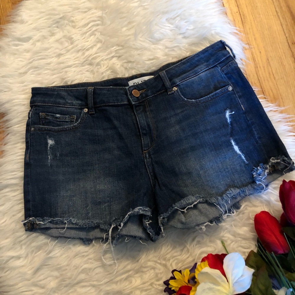 🌺Karlie boyfriend shorts🌺